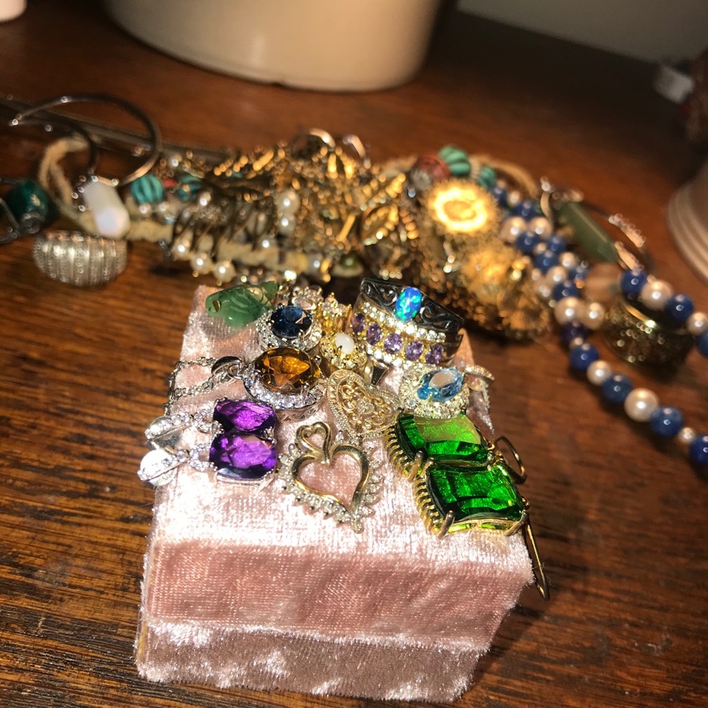 *CLOSET CLEAR OUT!*